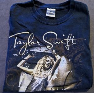 Taylor Swift Fearless Tour Shirt
